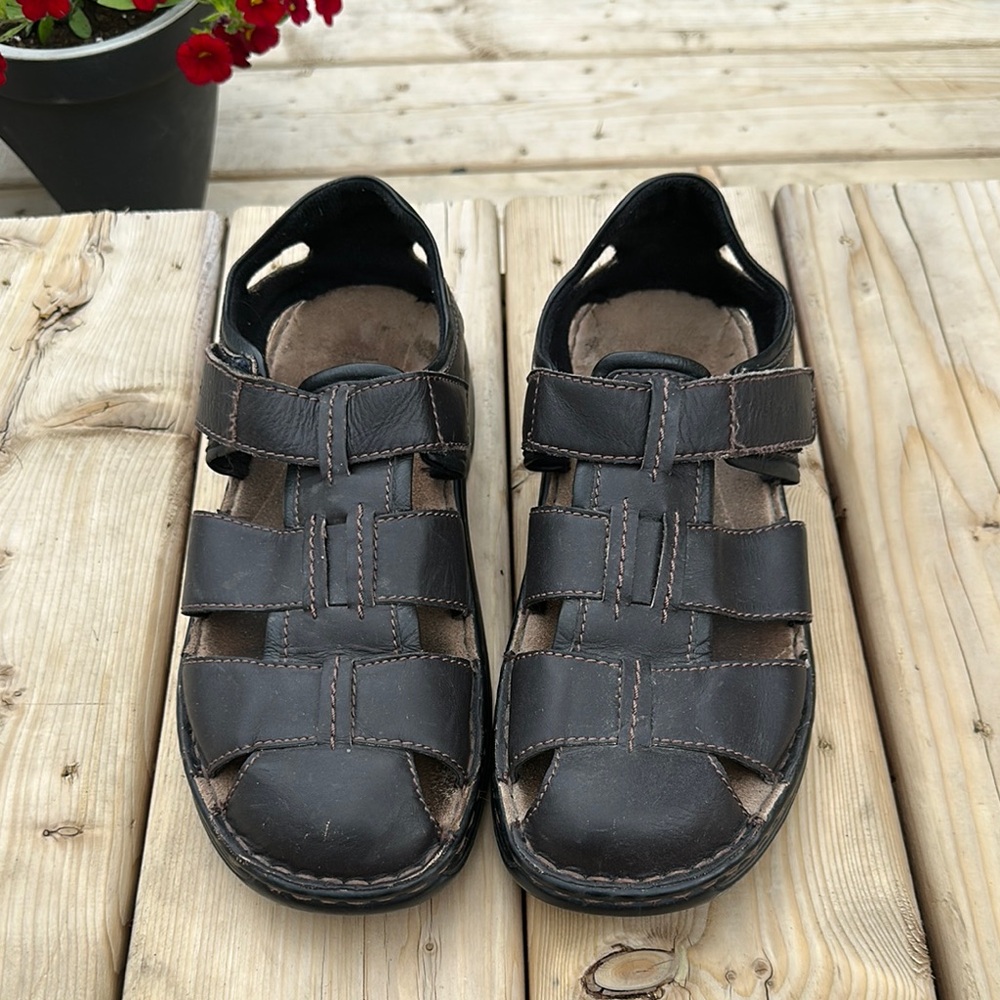 Sz 10.5(44) Men's Josef Seibel Brown Fisherman Style Leather Sandals